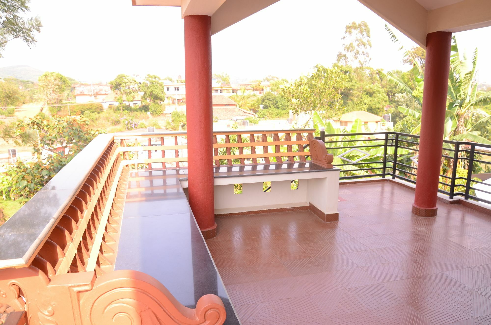 Coorg Girinivas Deluxe Homestay-Wi-Fi Madikeri Extérieur photo